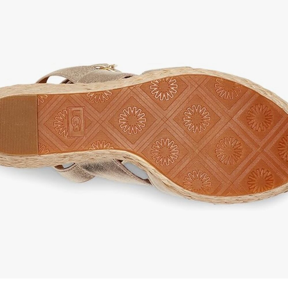 BRAND NEW UGG careena platform sandal in gold metallic, size 8 - Picture 3 of 11